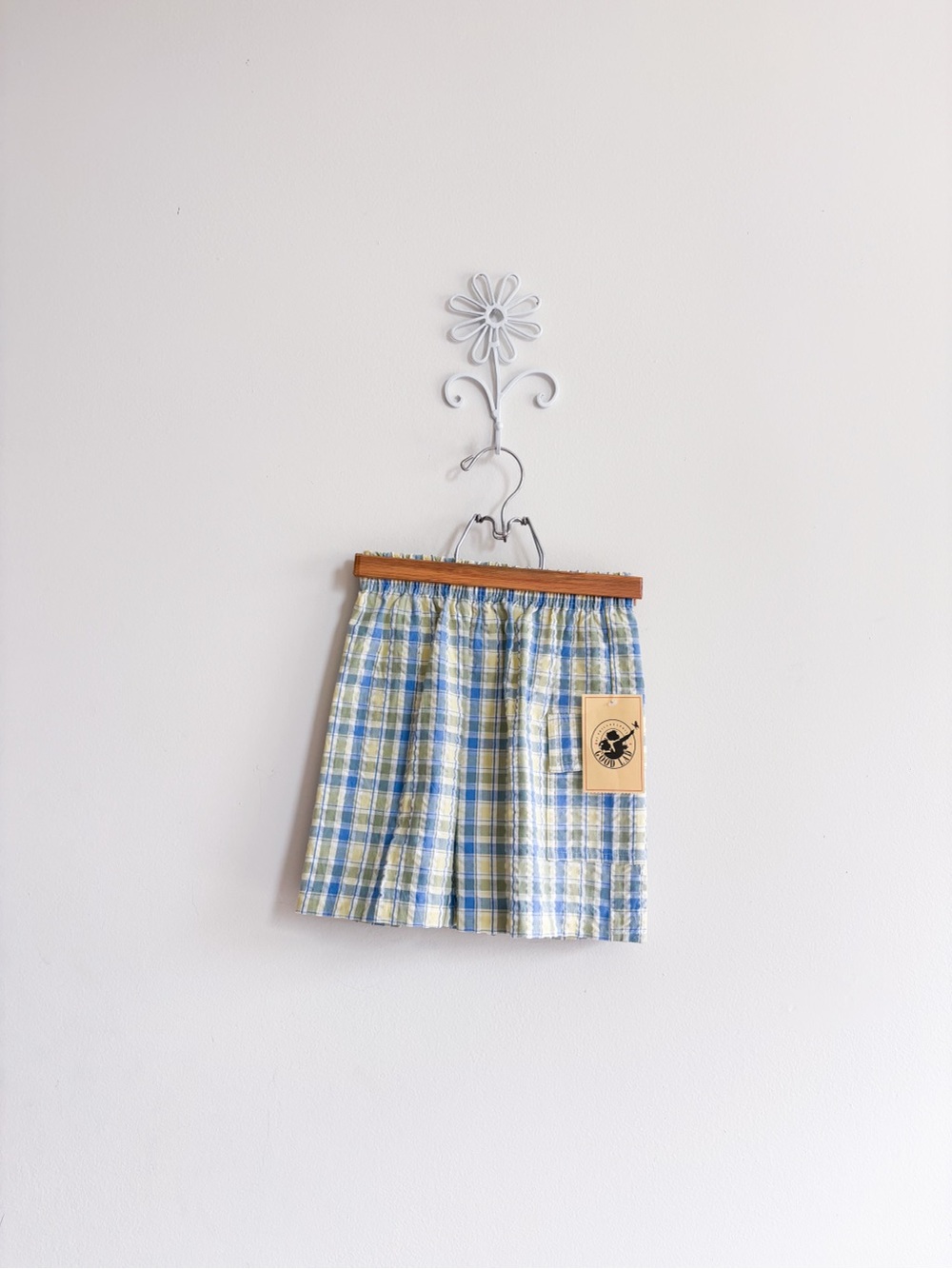 Vintage Deadstock easy on Blue and Yellow Plaid 90s shorts